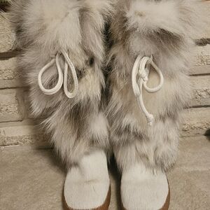 Women's Fur Boots in White and Brown